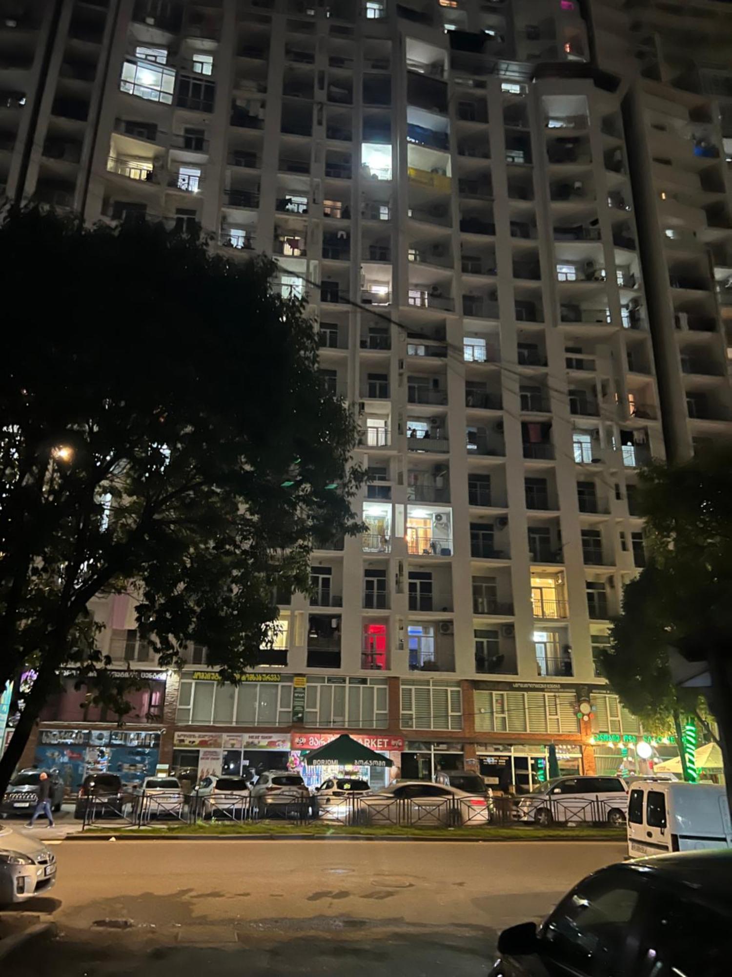 Hotel Paris Batumi Esterno foto