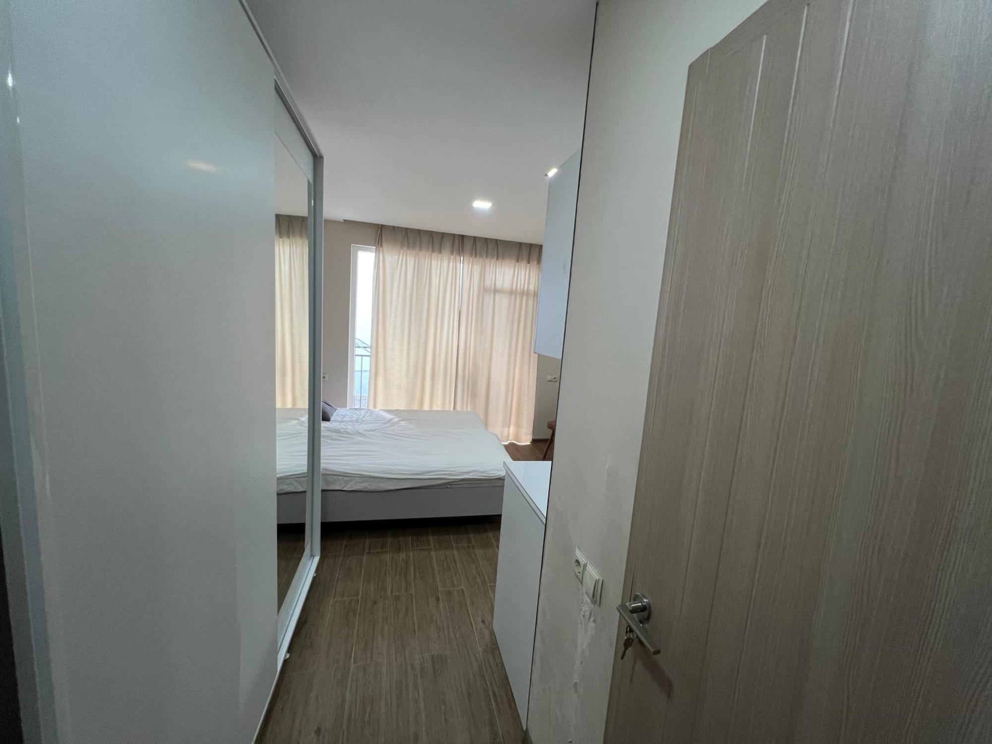 Hotel Paris Batumi Esterno foto